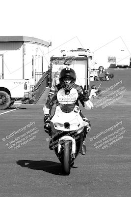 media/Apr-10-2022-SoCal Trackdays (Sun) [[f104b12566]]/Around the Pits/